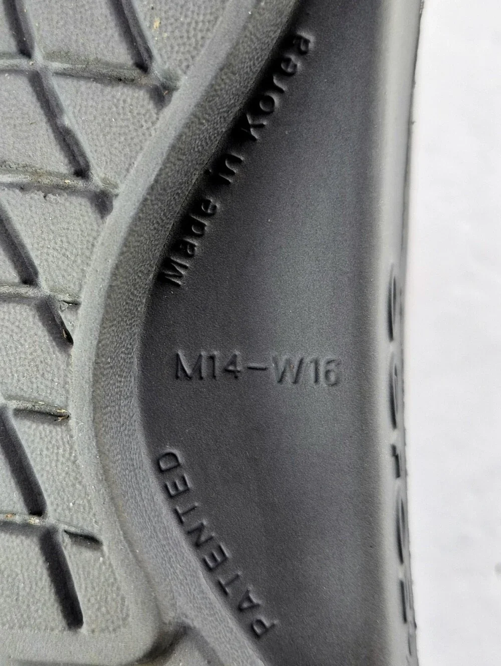 OOFOS OOahh Slide Sandals Mens Size 14 Gray Recovery Foam Comfort Slides